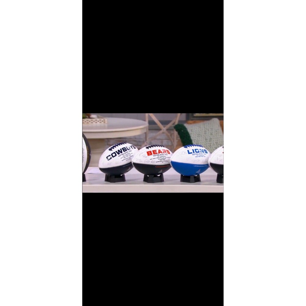 NFL 2021 Special Edition Team Roster Signature Ball with Stand Bears - Picture 3 of 3